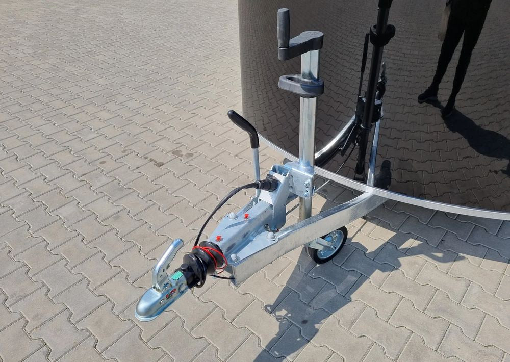 Fourgon Roadster C300 alu – PTAC 750 à 1300 kg