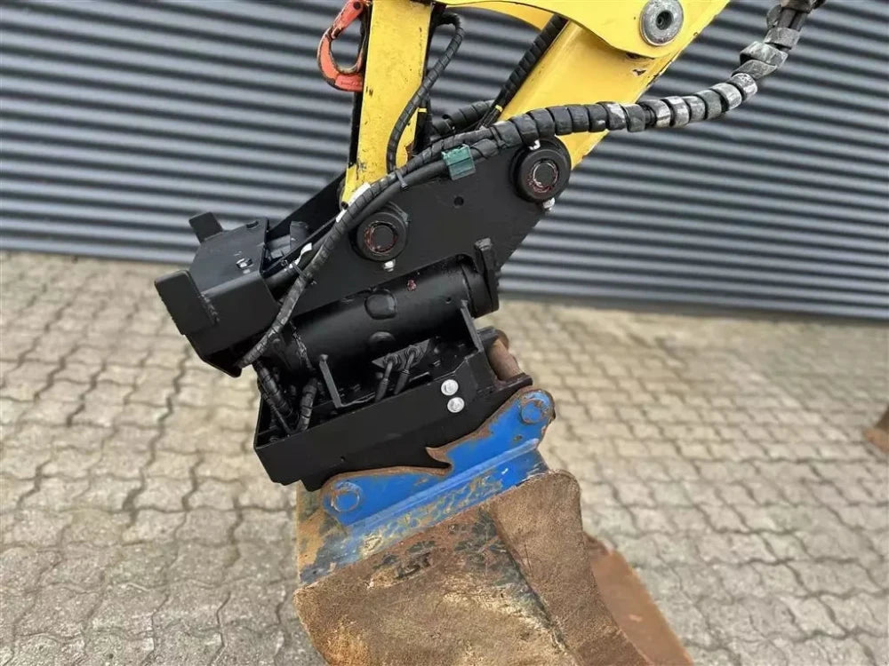 Yanmar SV26 CTR3-2T7-Mini pelle