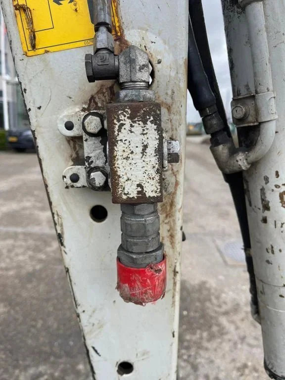 Mini-pelle Takeuchi TB216